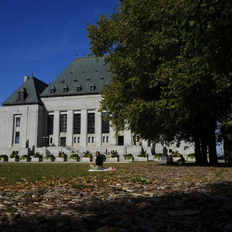 Mandatory minimum child pornography sentences unconstitutional, Supreme Court rules